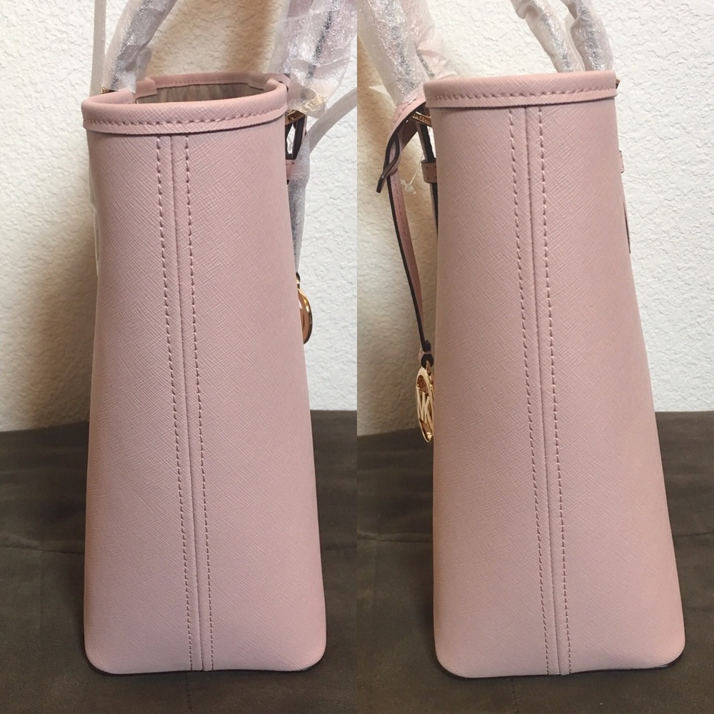 🎈SOLD🎈NWT Michael Kors Medium Jet Set Tote - Picture 5 of 8